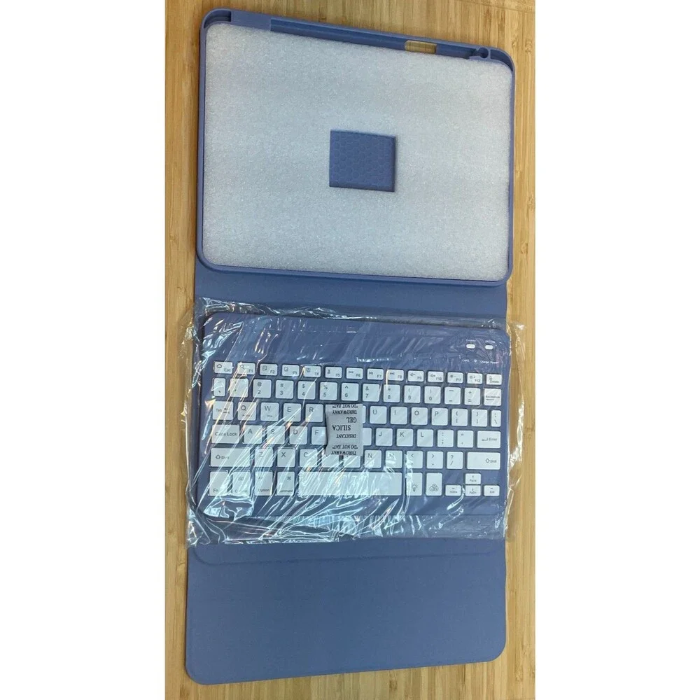 RAYMCRAFT iPad 11th A16 / 10th Gen Keyboard Case & Mouse Combo Lavender NEW